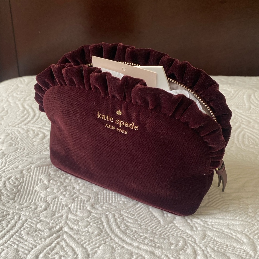 Brand New Kate Spade small purse. Clutch. Velvet.